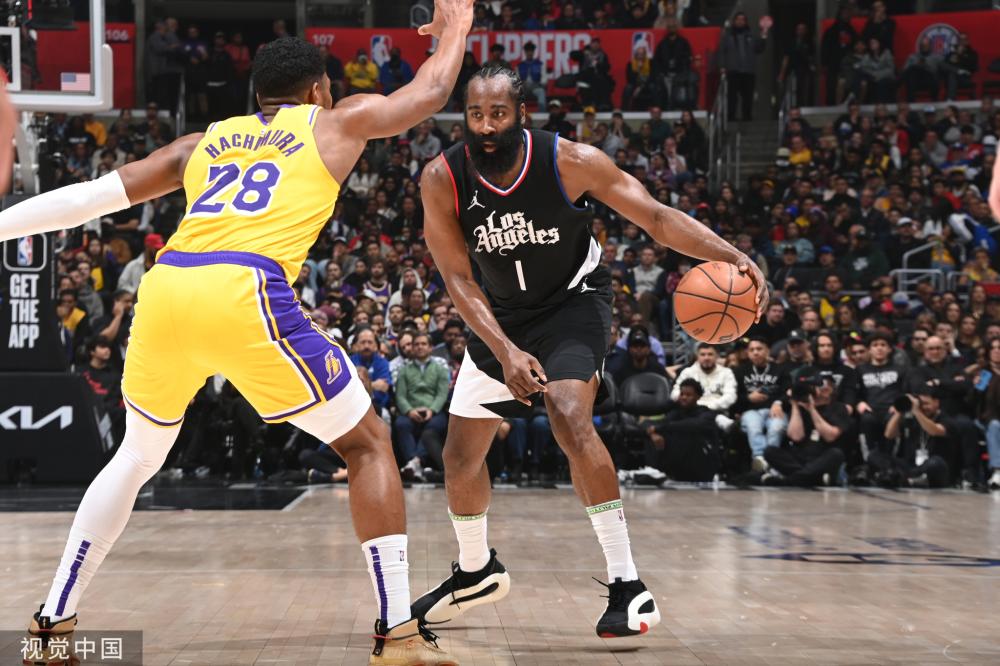 主力中场的 主力中场的